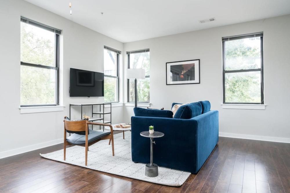 CozySuites TWO Charming Music Row Condos with parking